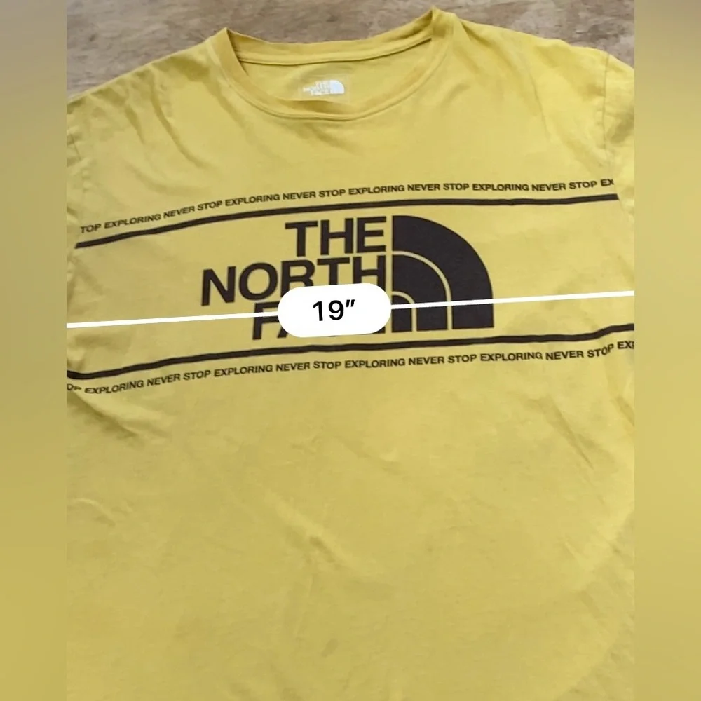 The North Face Standard Fit Adult M Yellow/Brown Short Sleeve Cotton Graphic Tee